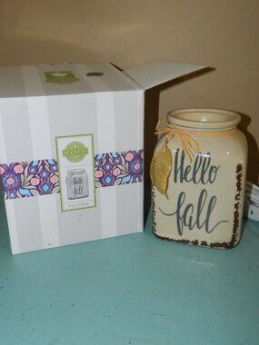 Scentsy FALL IS CALLING Hello Fall Full Size Warmer #63401 Gold Leaf Autumn